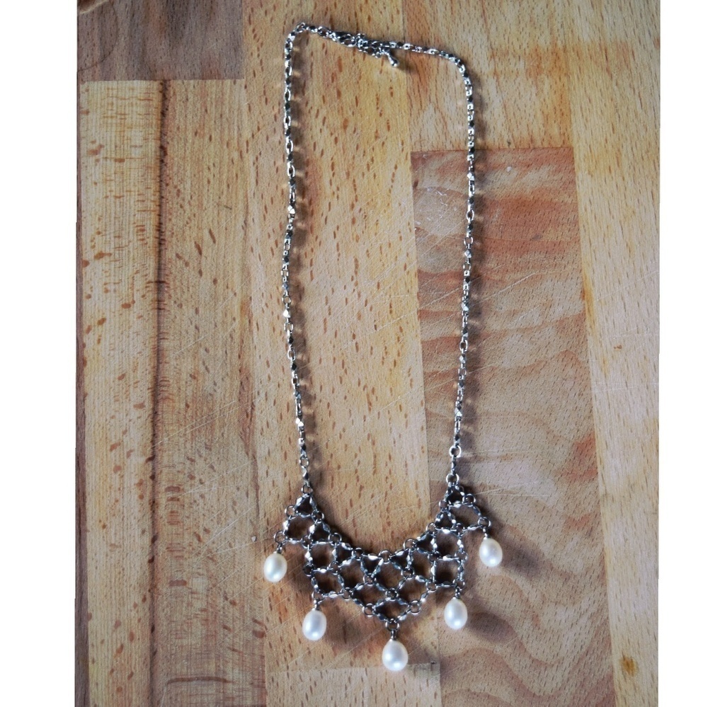 BOGO***Chic  tear drop pearl necklace